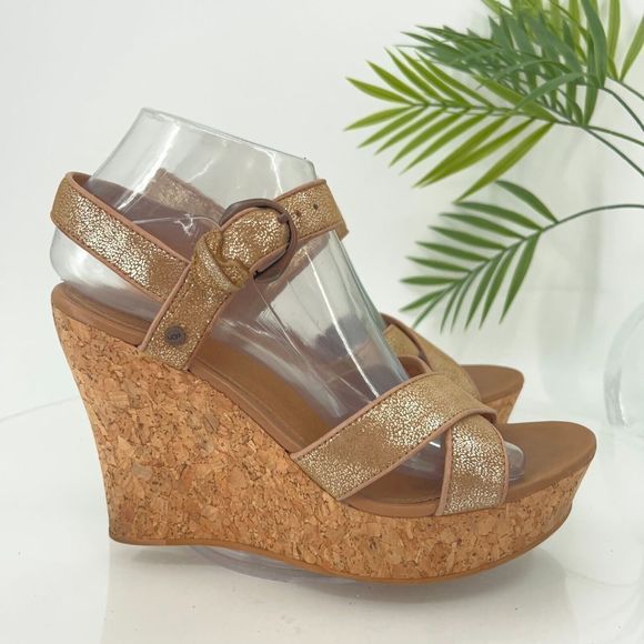 UGG Womens Size 8.5 Jazmine Wedge Metallic Gold Cork Sandals Shoes Platform - Picture 3 of 15
